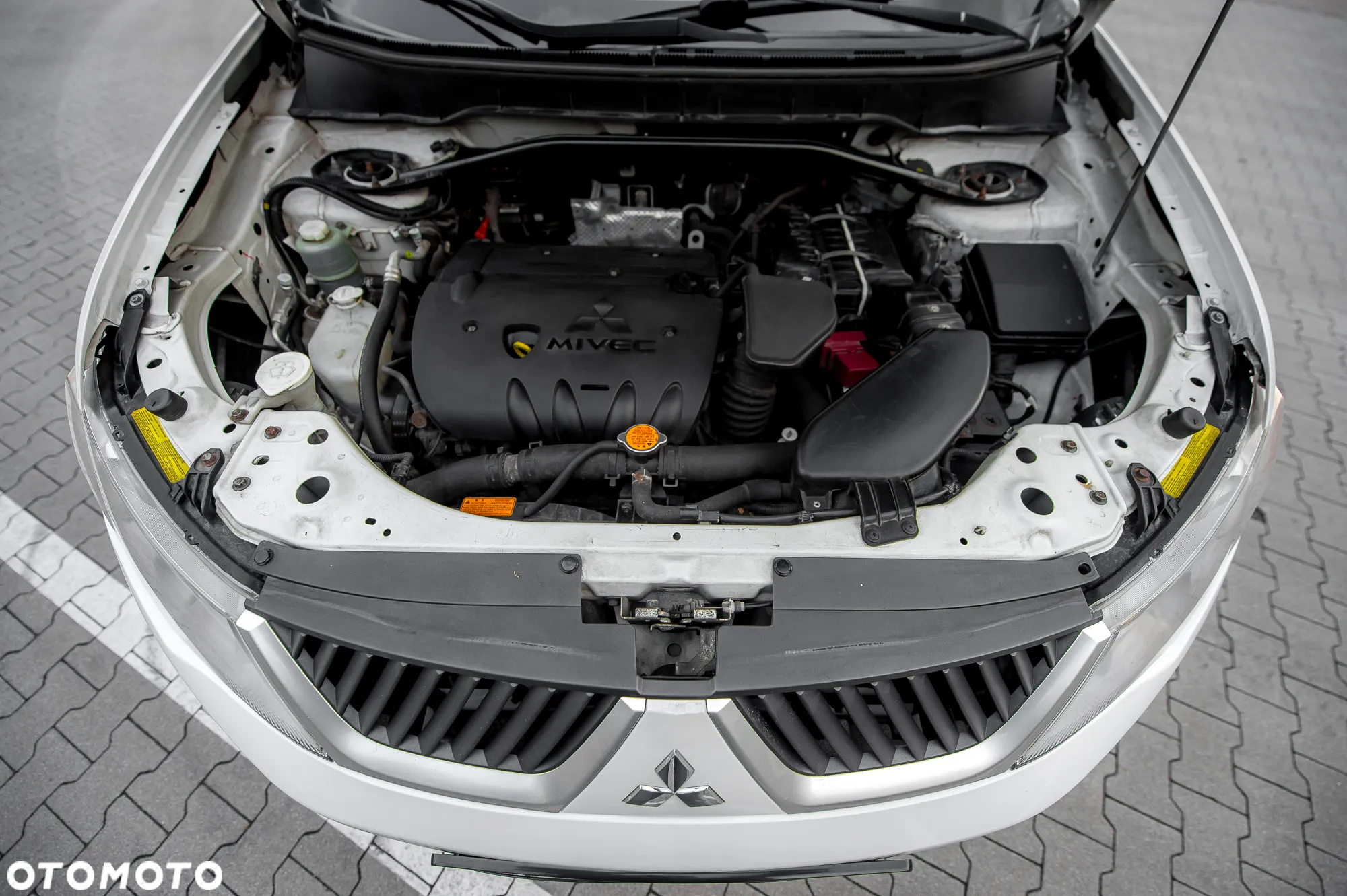 Mitsubishi Outlander 2.4 Invite CVT - 20