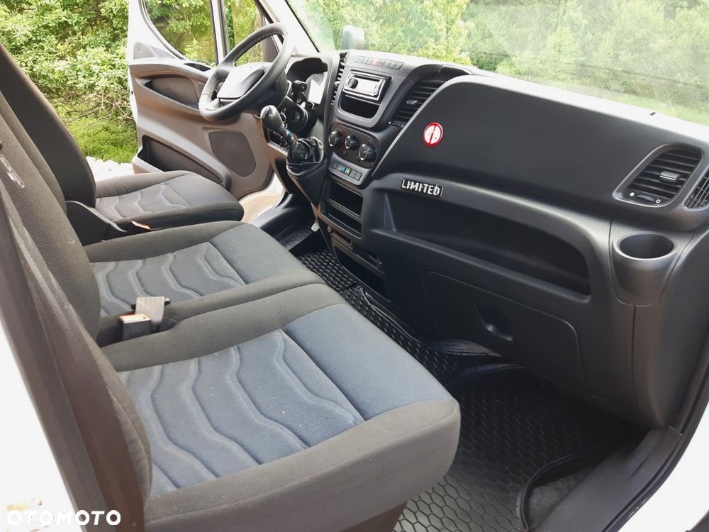 Iveco Daily 35C12 Euro 6, Sprowadzony,Bliźniaki,2X drzwi boczne, Super Stan - 14