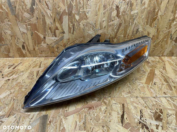 Przednia lewa lampa Ford mondeo mk IV bez światła pozycyjnego