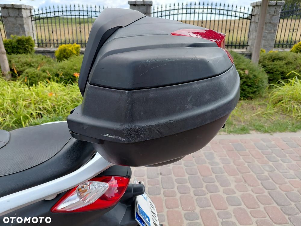 Yamaha X - 12