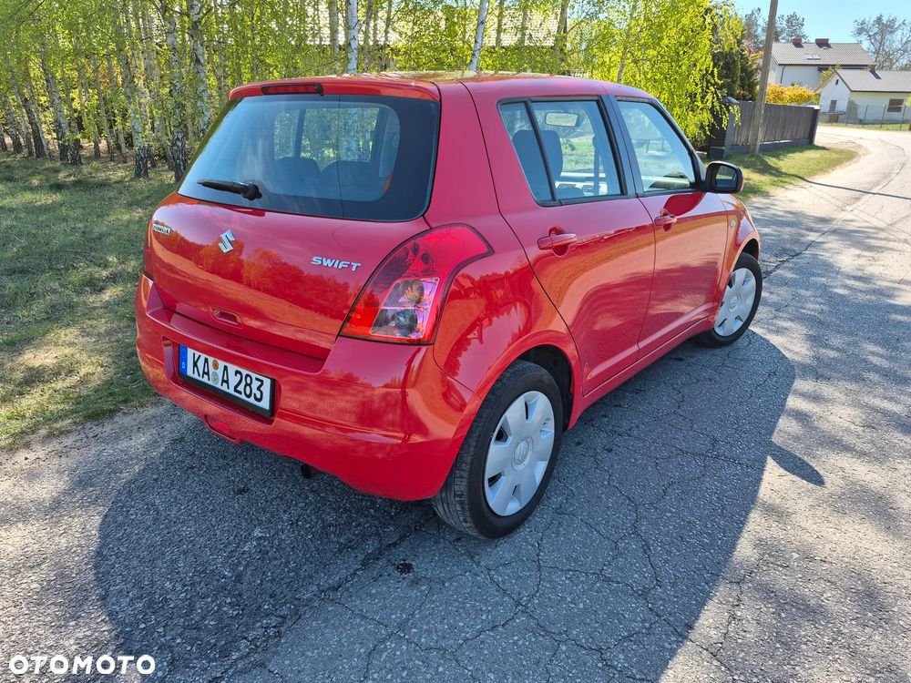 Suzuki Swift 1.3 Comfort - 4