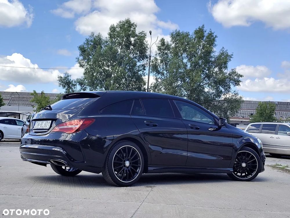 Mercedes-Benz CLA 200 7G-DCT AMG Line - 5