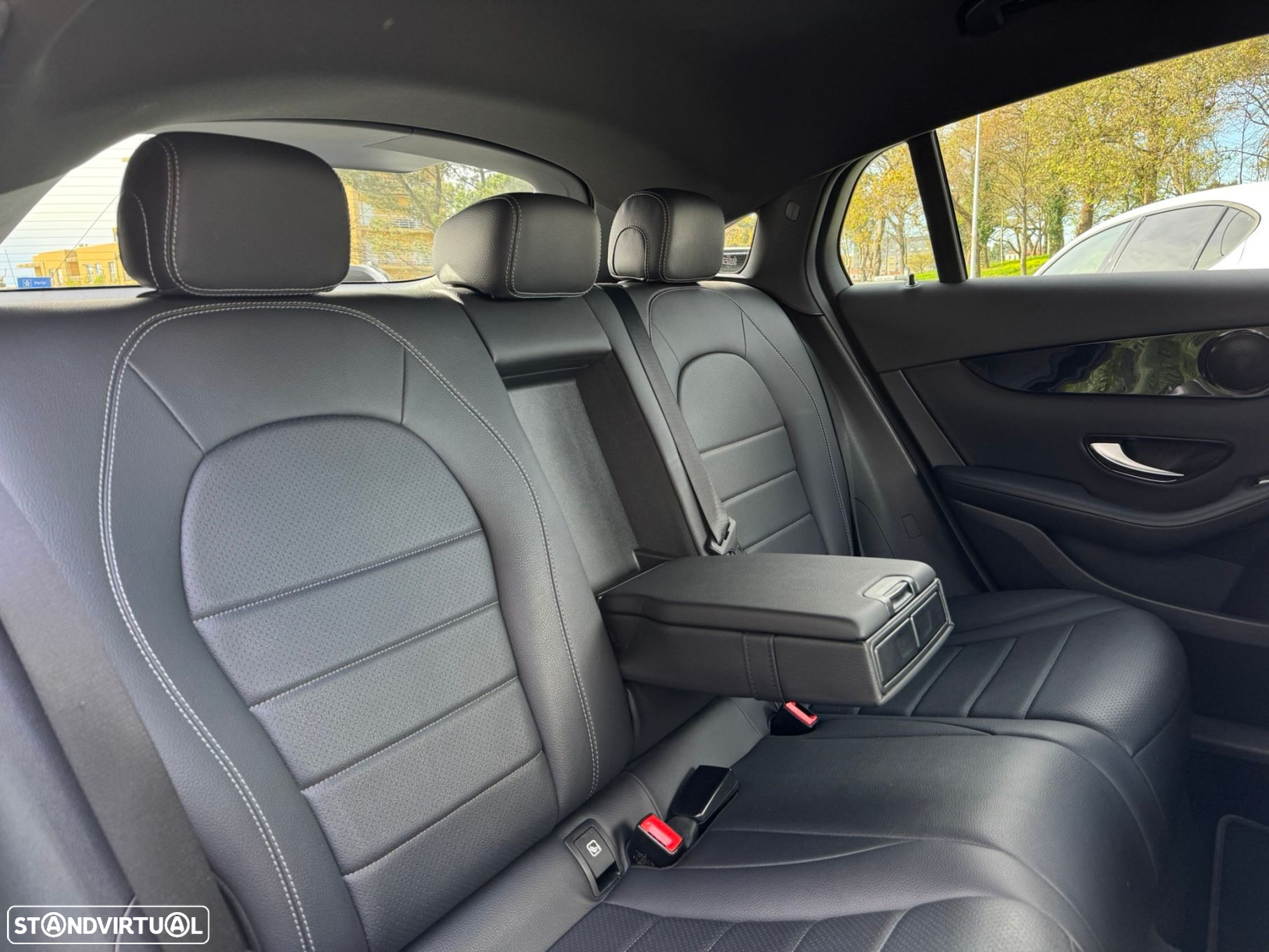 Mercedes-Benz GLC 300 de Coupé 4Matic - 19