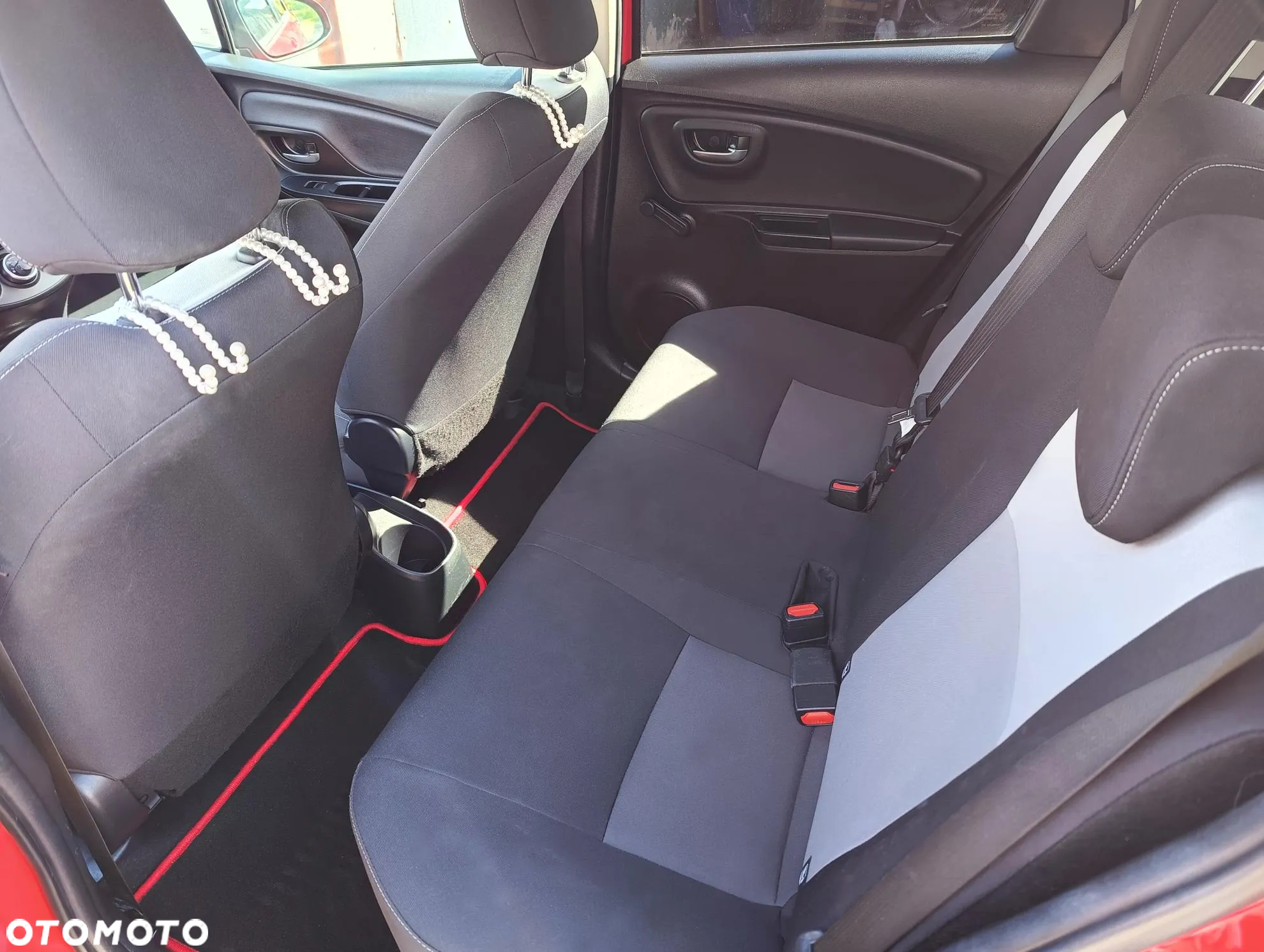 Toyota Yaris 1.5 Premium - 3