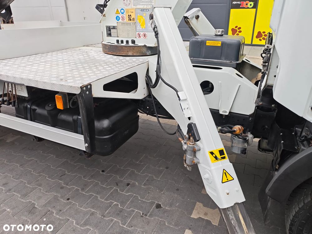 Renault Maxity - 26