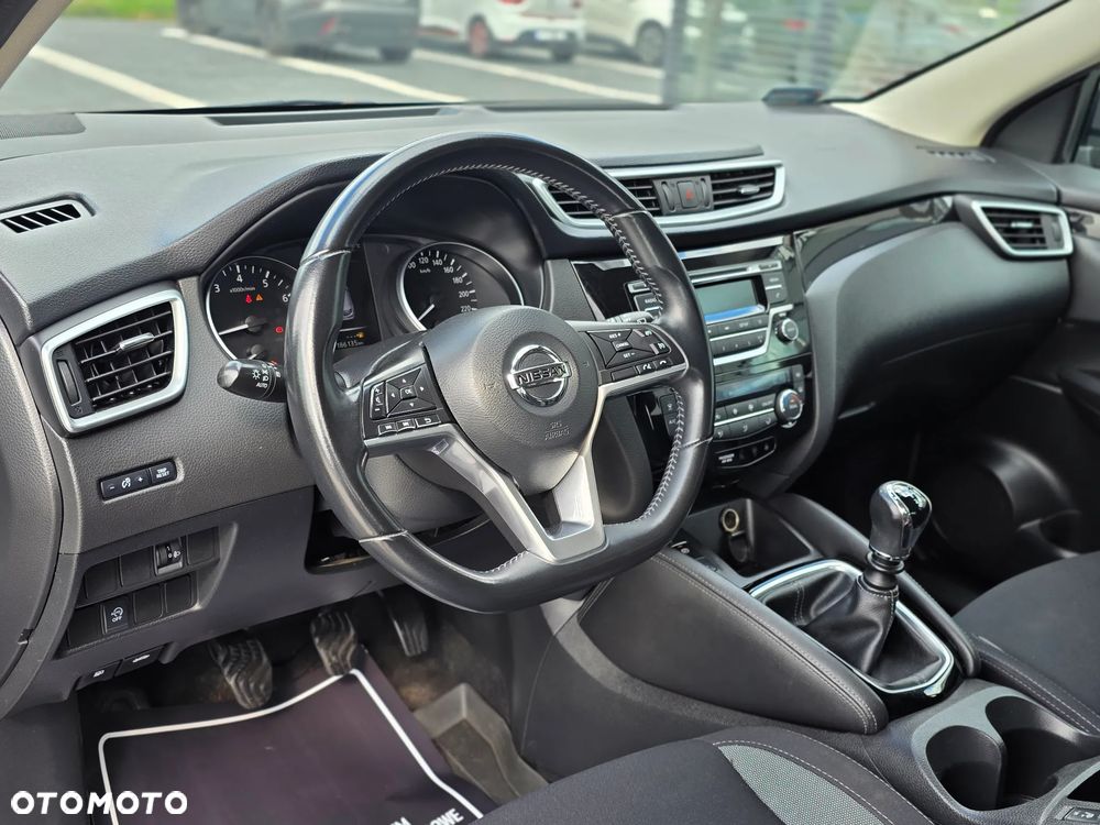 Nissan Qashqai 1.2 DIG-T Tekna EU6 - 27