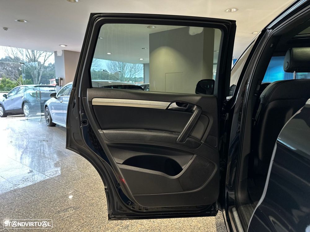 Audi Q7 3.0 TDI DPF quattro tiptronic - 25