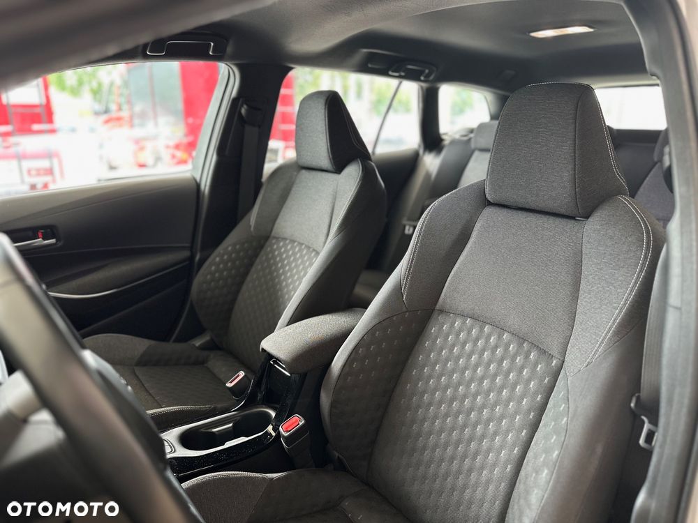 Toyota Corolla 1.8 Hybrid Executive - 6