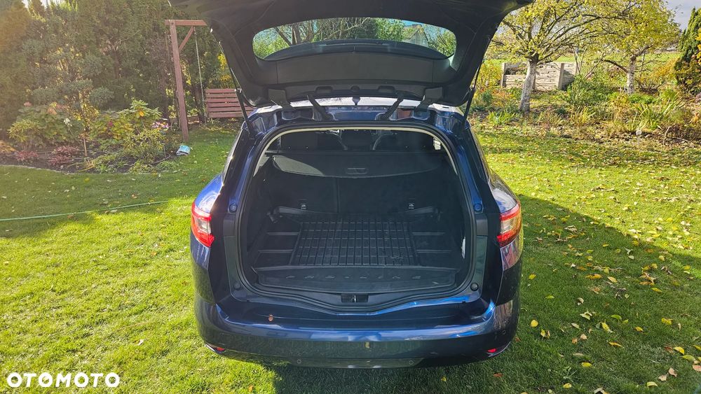 Renault Megane 1.5 dCi Limited EDC EU6 - 14