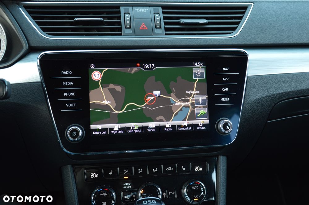 Skoda Superb 2.0 TDI SCR Sportline DSG - 28