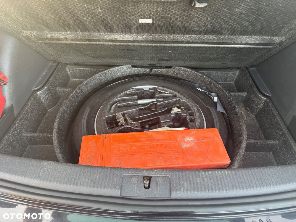 Volkswagen Golf Plus 1.9 TDI Comfortline - 7