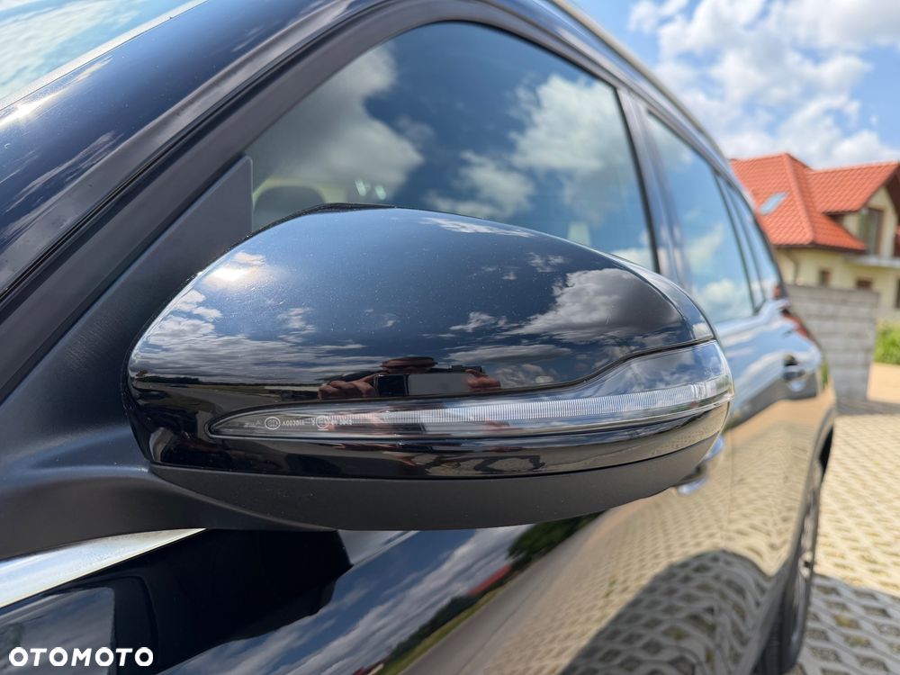 Mercedes-Benz GLB 200 Edition 1 7G-DCT - 17