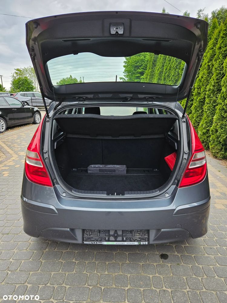 Hyundai i30 1.4 Classic - 9