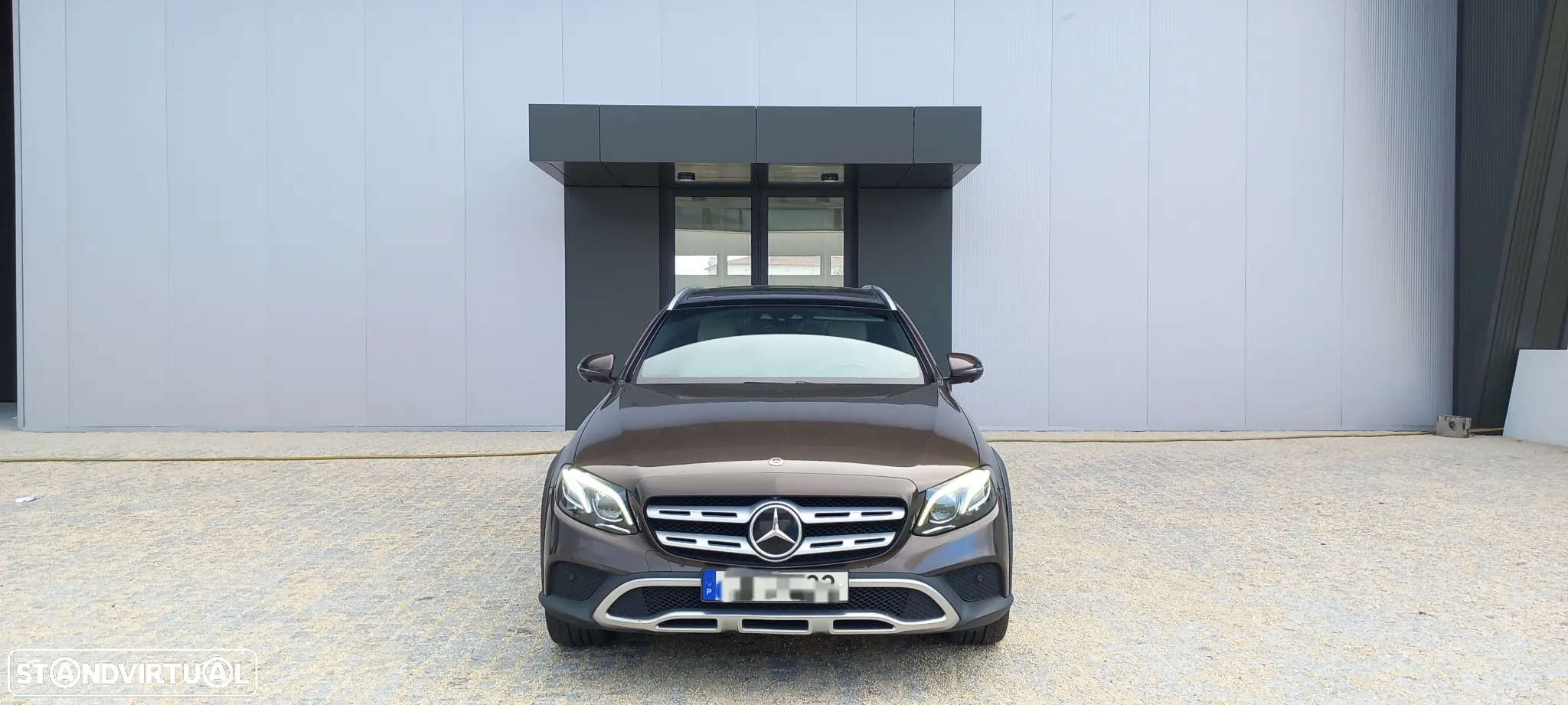 Mercedes-Benz E 220 d 4-Matic All Terrain Avantgarde + - 8