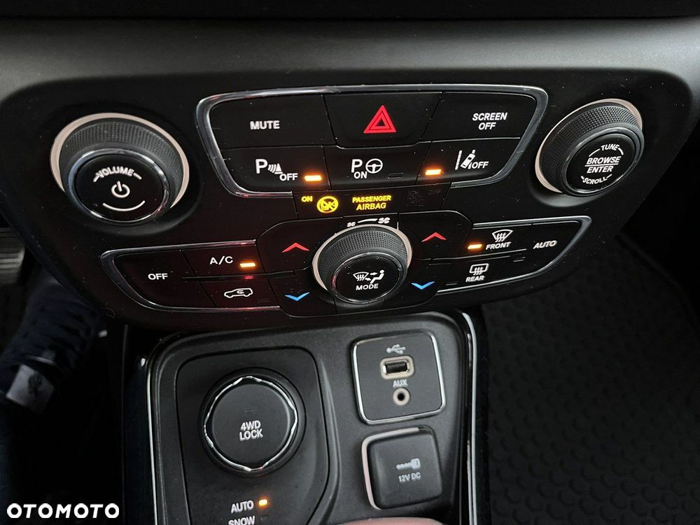 Jeep Compass - 17