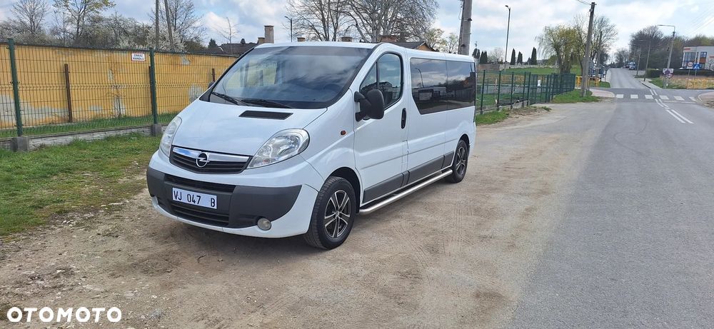 Opel Vivaro - 2