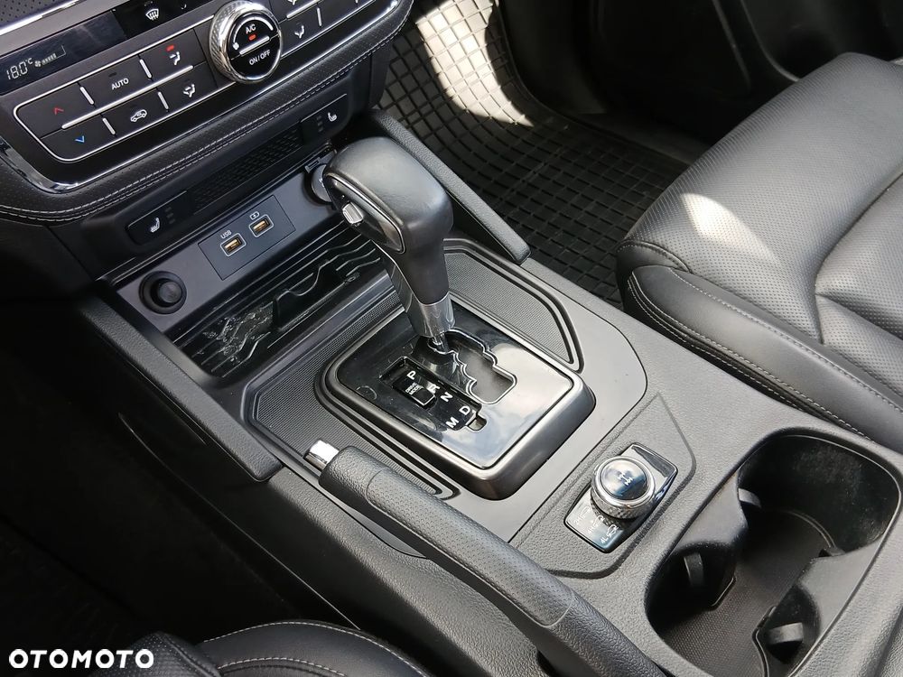 SsangYong/KGM Musso 2.2 e-XDi Quartz 4WD - 12