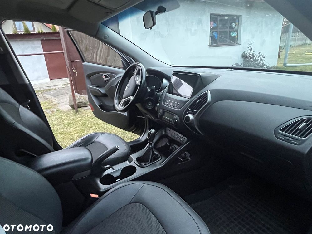 Hyundai ix35 - 23