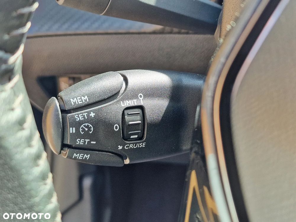 Peugeot 208 1.2 PureTech Active S&S - 15