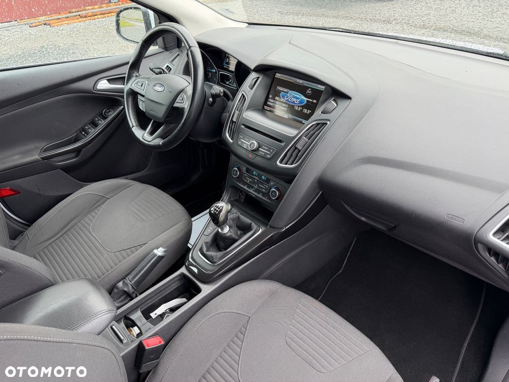 Ford Focus 2.0 TDCi Titanium ASS - 22