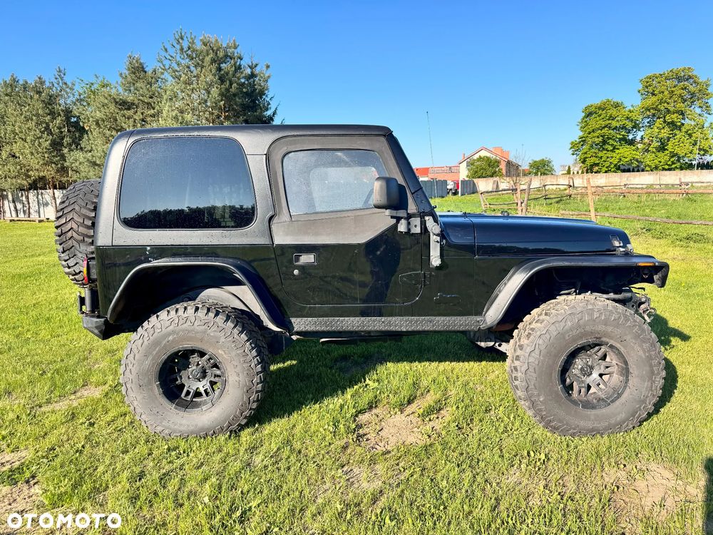 Jeep Wrangler - 7