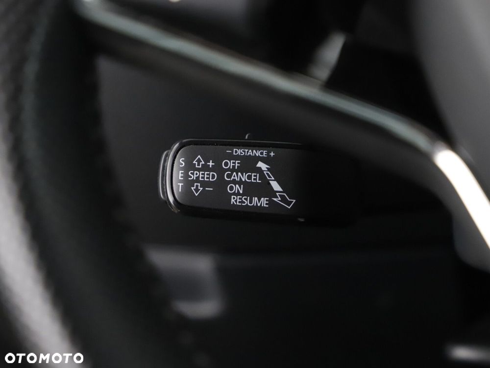 Skoda Superb 2.0 TDI SCR Sportline DSG - 22