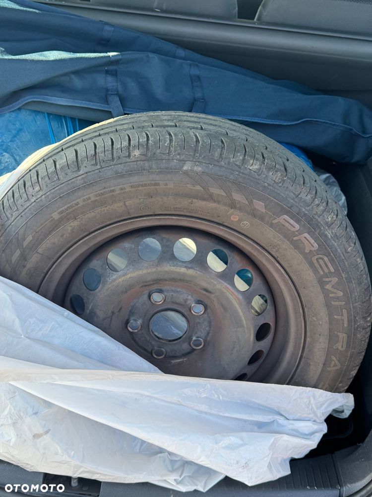 Volkswagen Touran 1.4 TSI Comfortline - 10