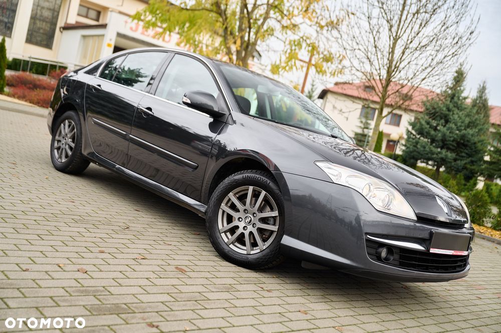 Renault Laguna ENERGY dCi 130 FAP Start & Stop Paris - 4