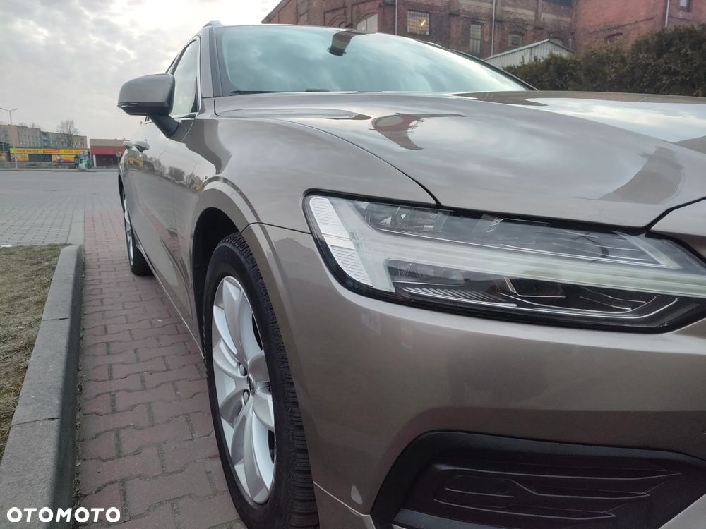 Volvo V60 D3 Drive-E Dynamic Edition (Momentum) - 19