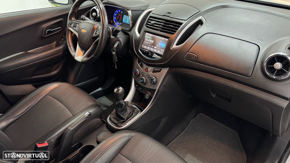 Chevrolet Trax 1.7 VCDi LS - 28