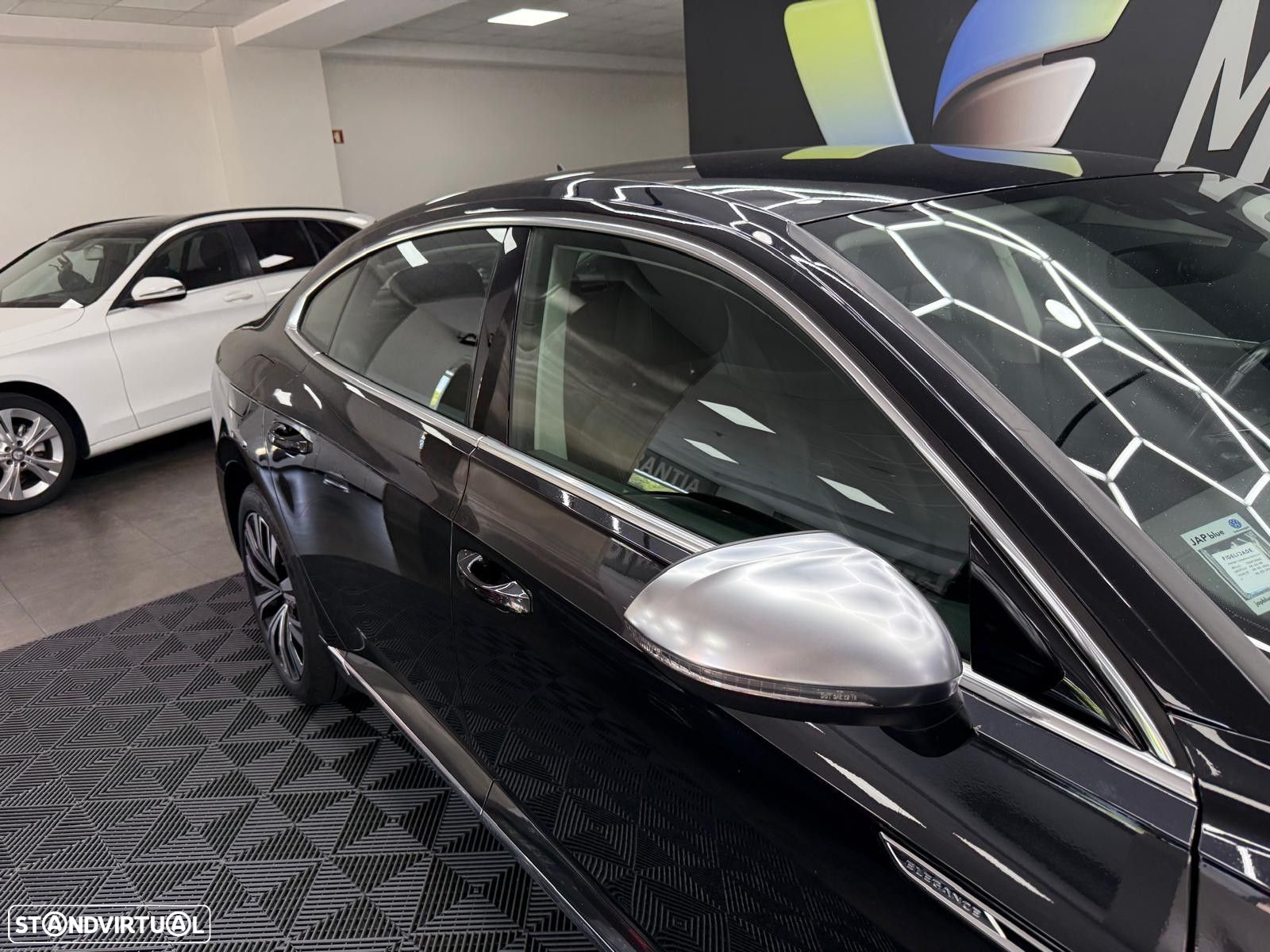 VW Arteon 2.0 TDI Elegance DSG - 4