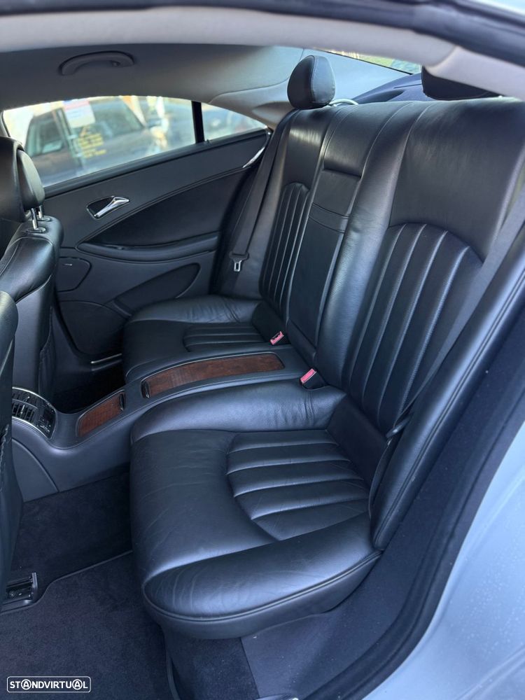 Mercedes-Benz CLS 320 CDi - 10
