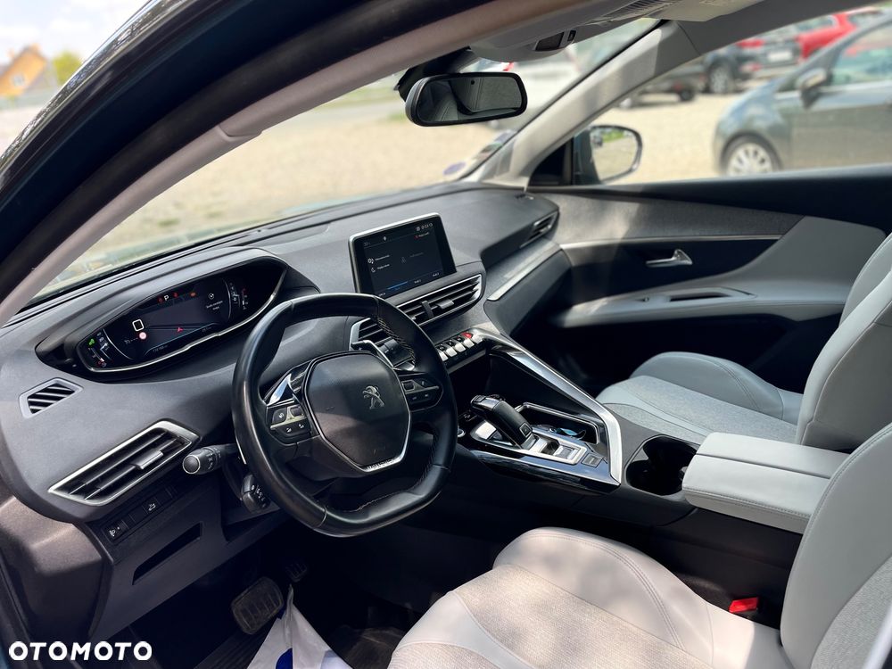 Peugeot 5008 THP 165 EAT6 Allure - 9