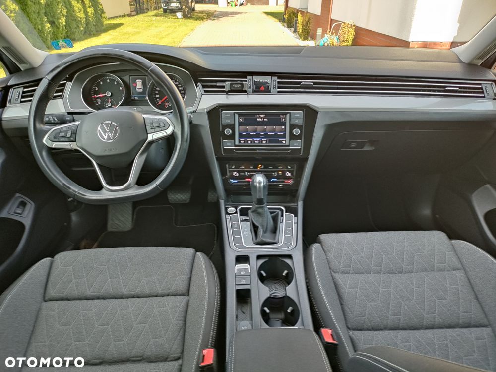Volkswagen Passat - 6