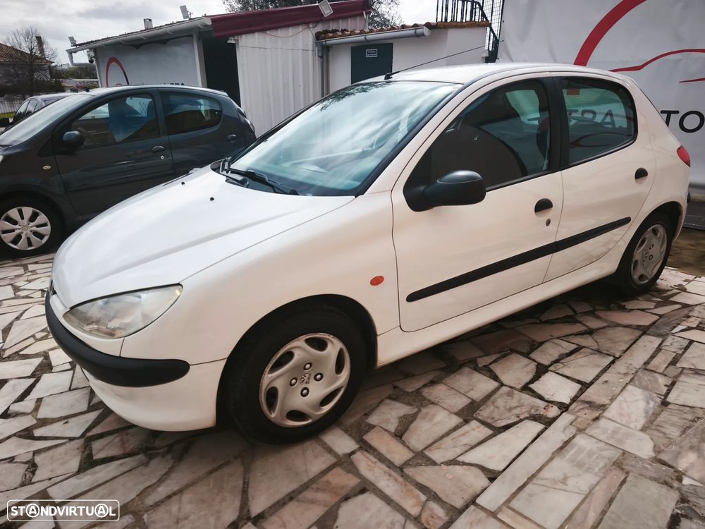 Peugeot 206 1.1 XR Présence - 3