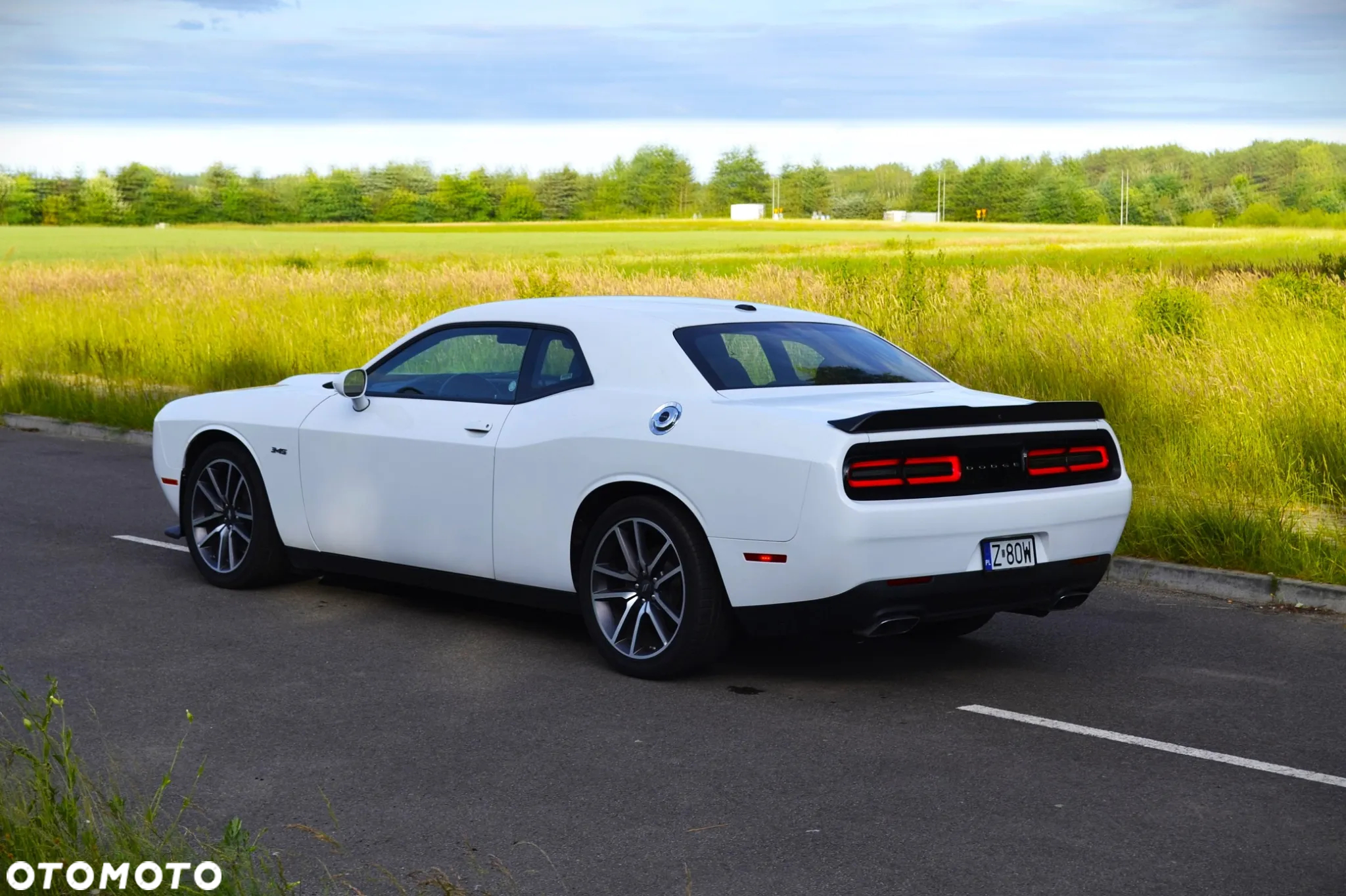 Dodge Challenger 5.7 R/T - 2