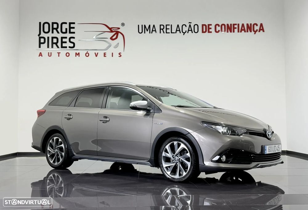 Toyota Auris Touring Sports 1.8 HSD Exclusive+Navi - 11