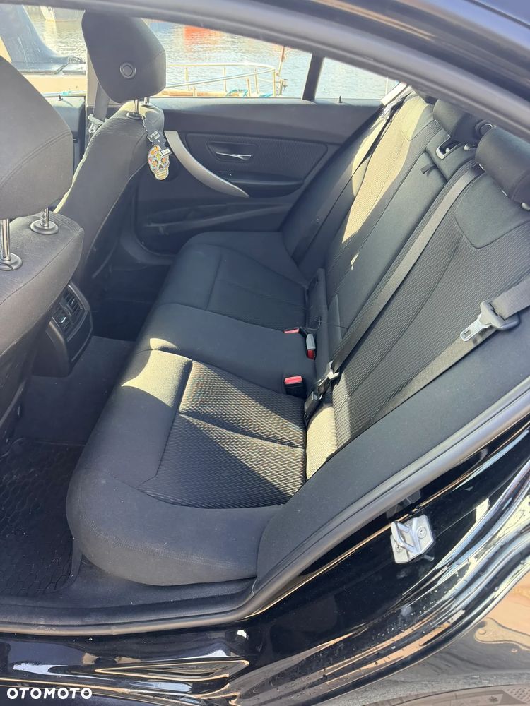 BMW Seria 3 - 11