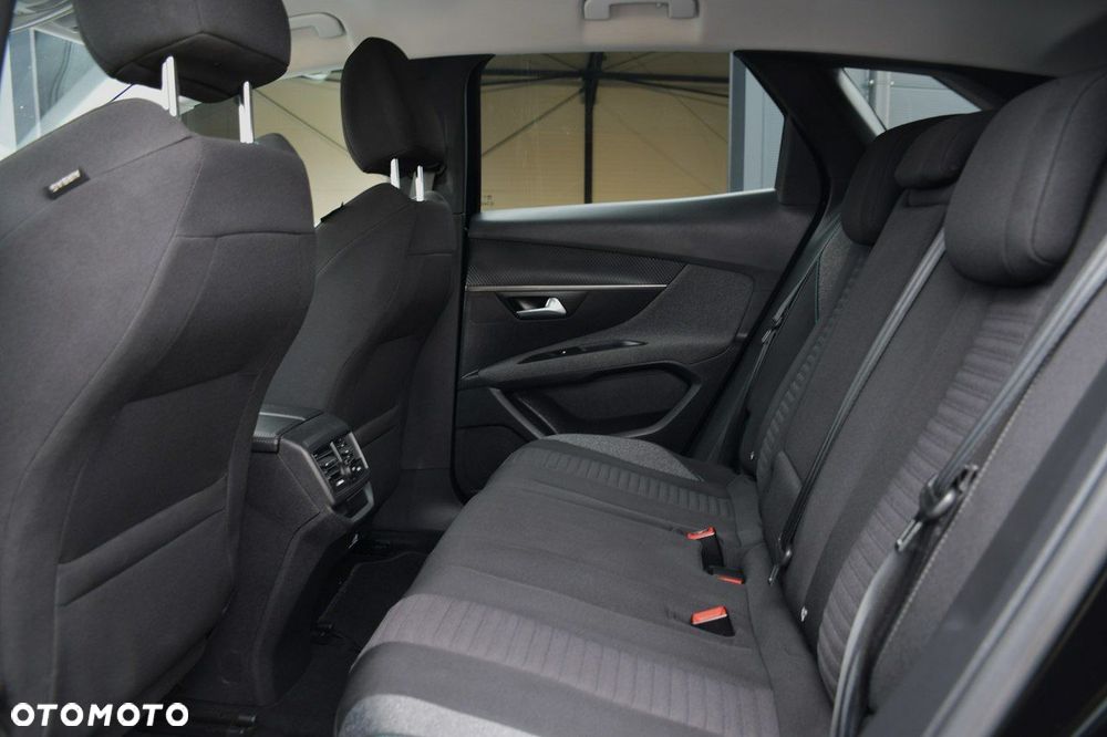 Peugeot 3008 1.2 PureTech Active Pack S&S - 14