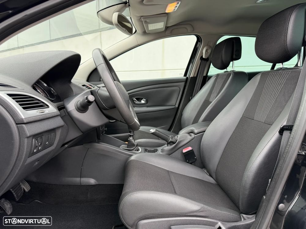 Renault Mégane 1.5 dCi Dynamique S - 7