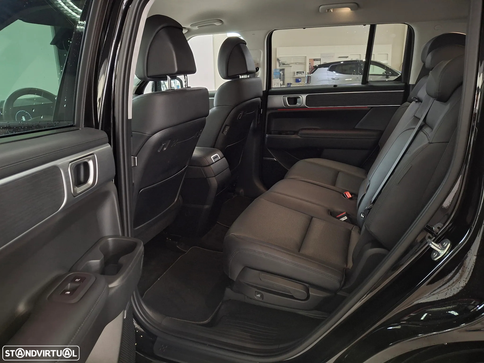 Hyundai Santa Fe 1.6 T-GDI HEV Vanguard - 7