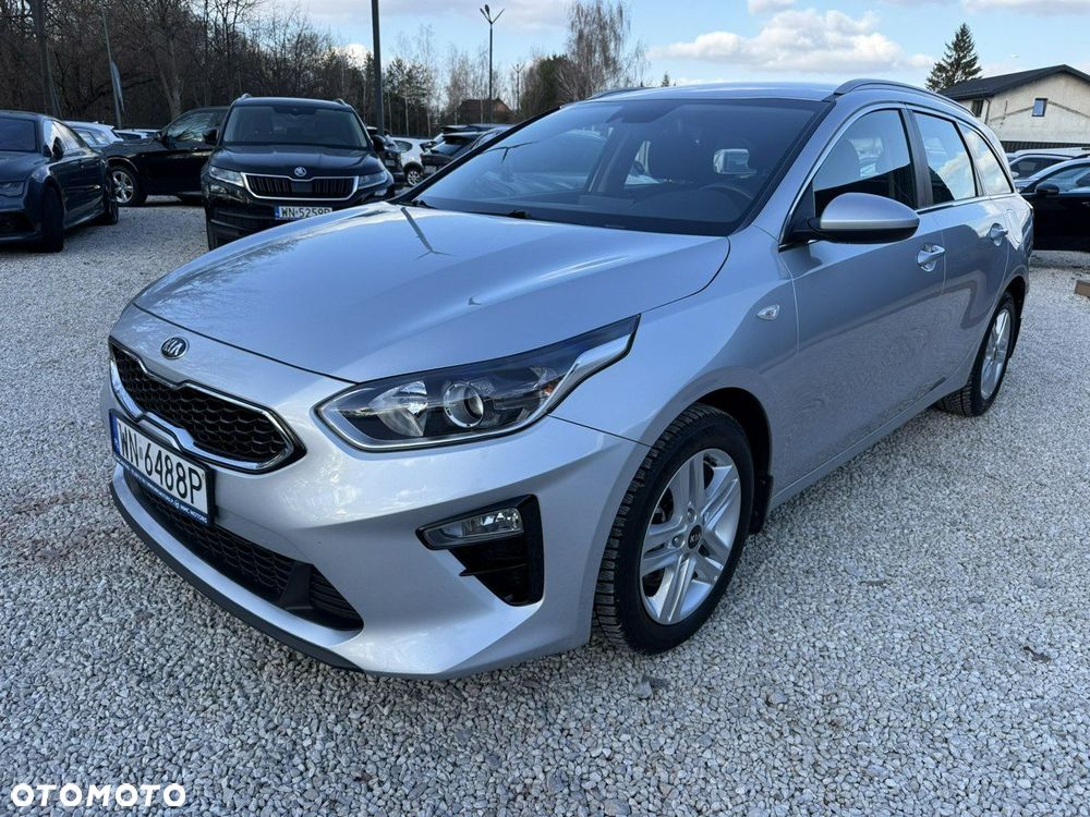 Kia Ceed - 8