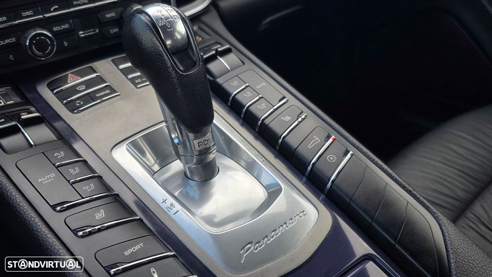 Porsche Panamera S PDK - 30