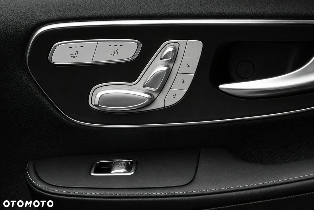 Mercedes-Benz Klasa V 250 d 4-Matic Exclusive 9G-Tronic (d³ugi) - 22
