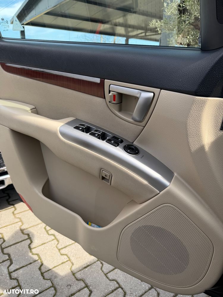 Hyundai Santa Fe 2.2 DSL VGT 5 SEATS 4WD AT FULL - 9