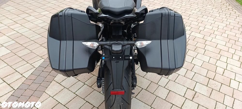 Kawasaki Ninja 1000 SX - 31