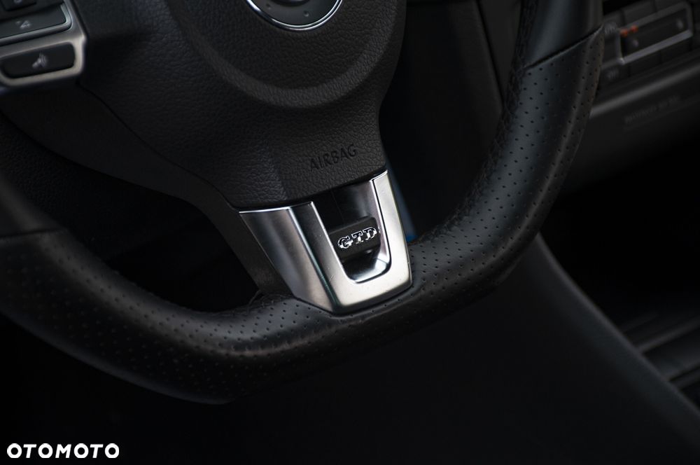 Volkswagen Golf 2.0 TDI DPF GT Sport - 30