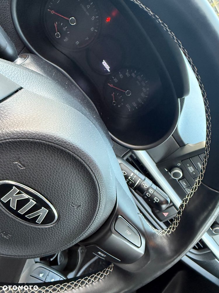 Kia Picanto 1.0 Edition 7 - 9