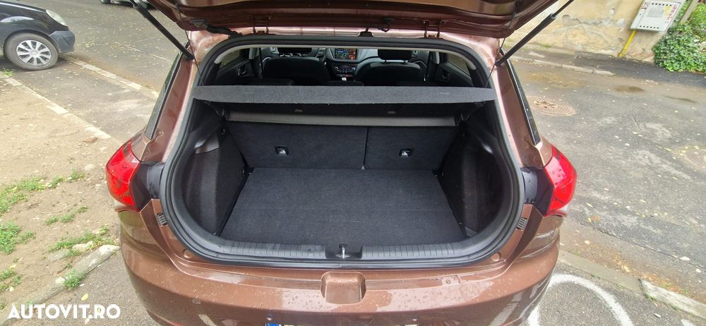 Hyundai i20 1.25 M/T LED Line - 10