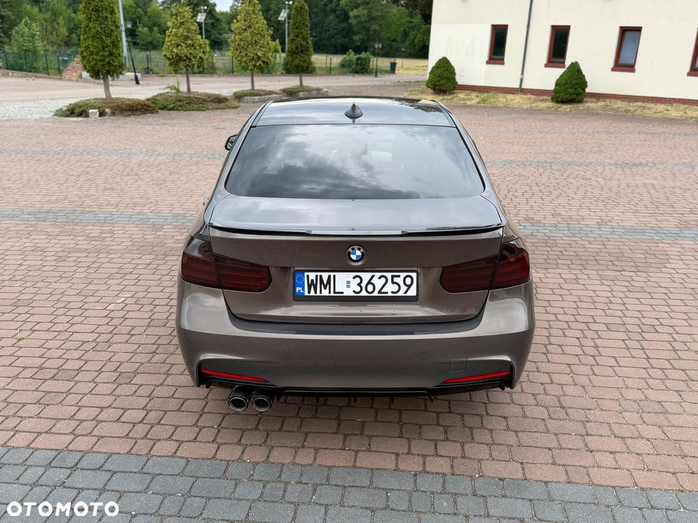 BMW Seria 3 318d Blue Performance Sport Line - 23